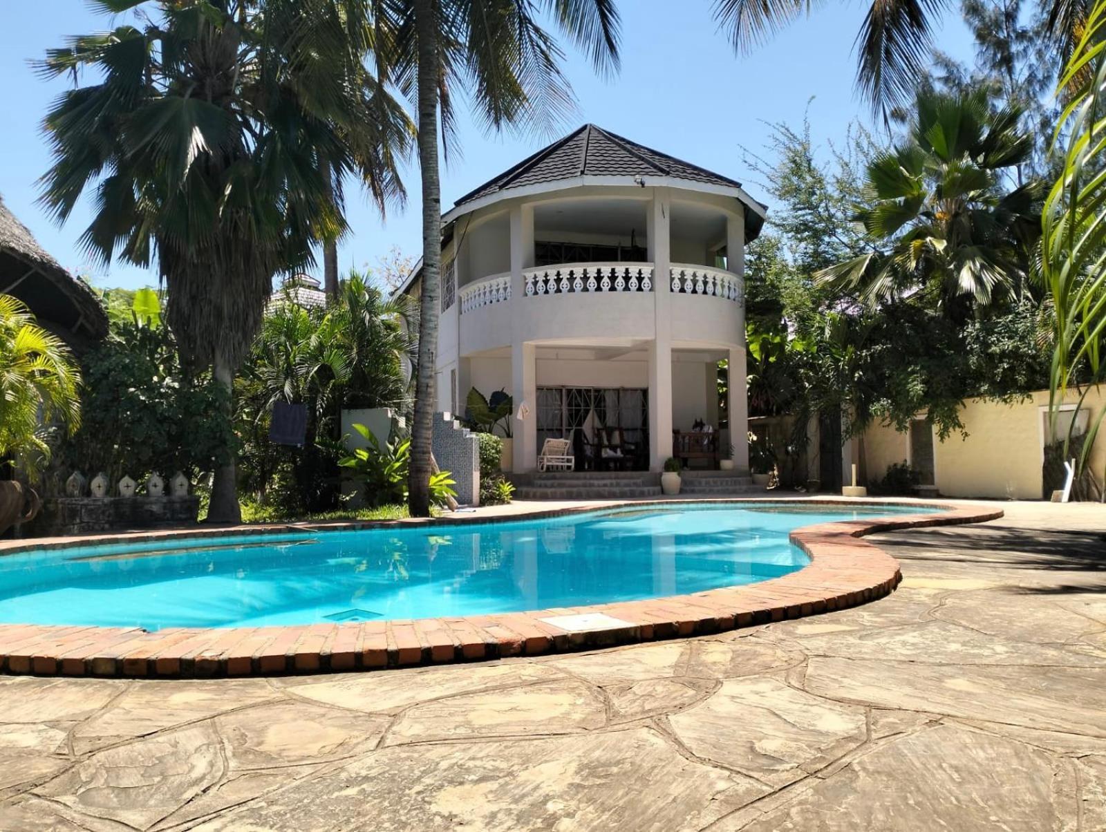 Diani Hideaway Beach Villa, Private Pool, Air Conditioning And Wifi Galu Esterno foto