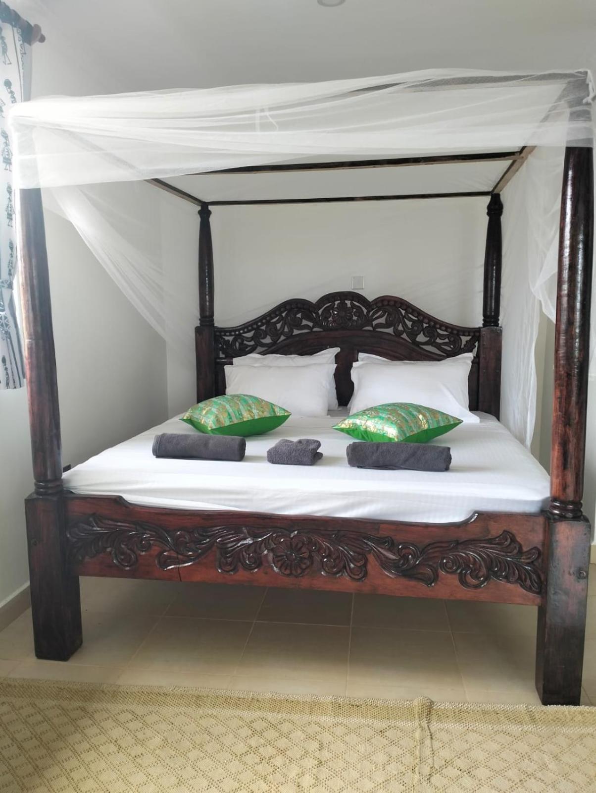 Diani Hideaway Beach Villa, Private Pool, Air Conditioning And Wifi Galu Esterno foto